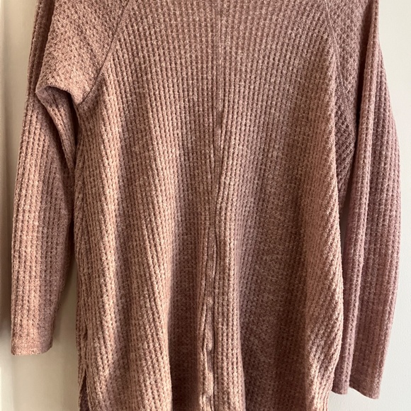 American Eagle Waffle long sleeve top - Picture 3 of 4
